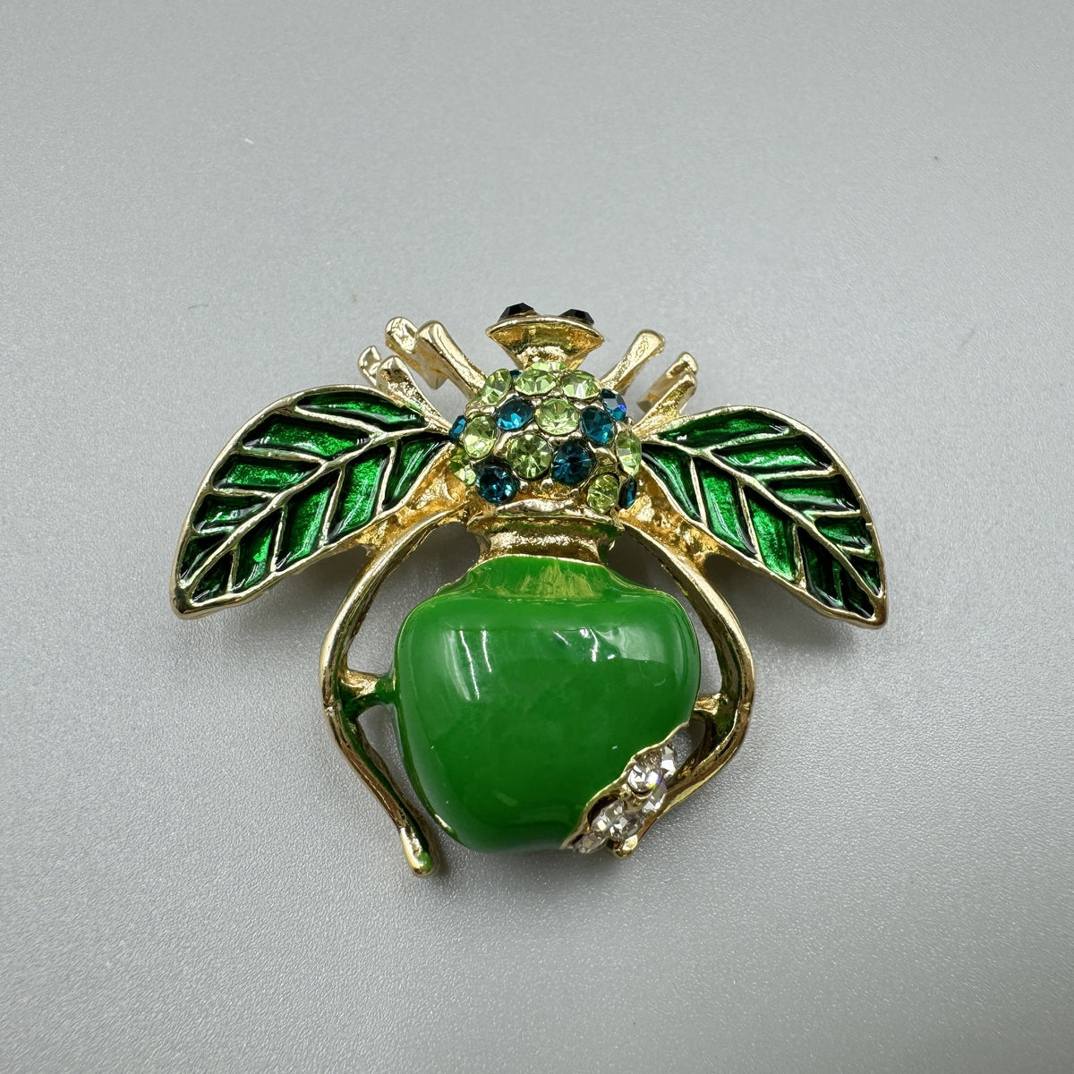 Bee Brooch PA5043