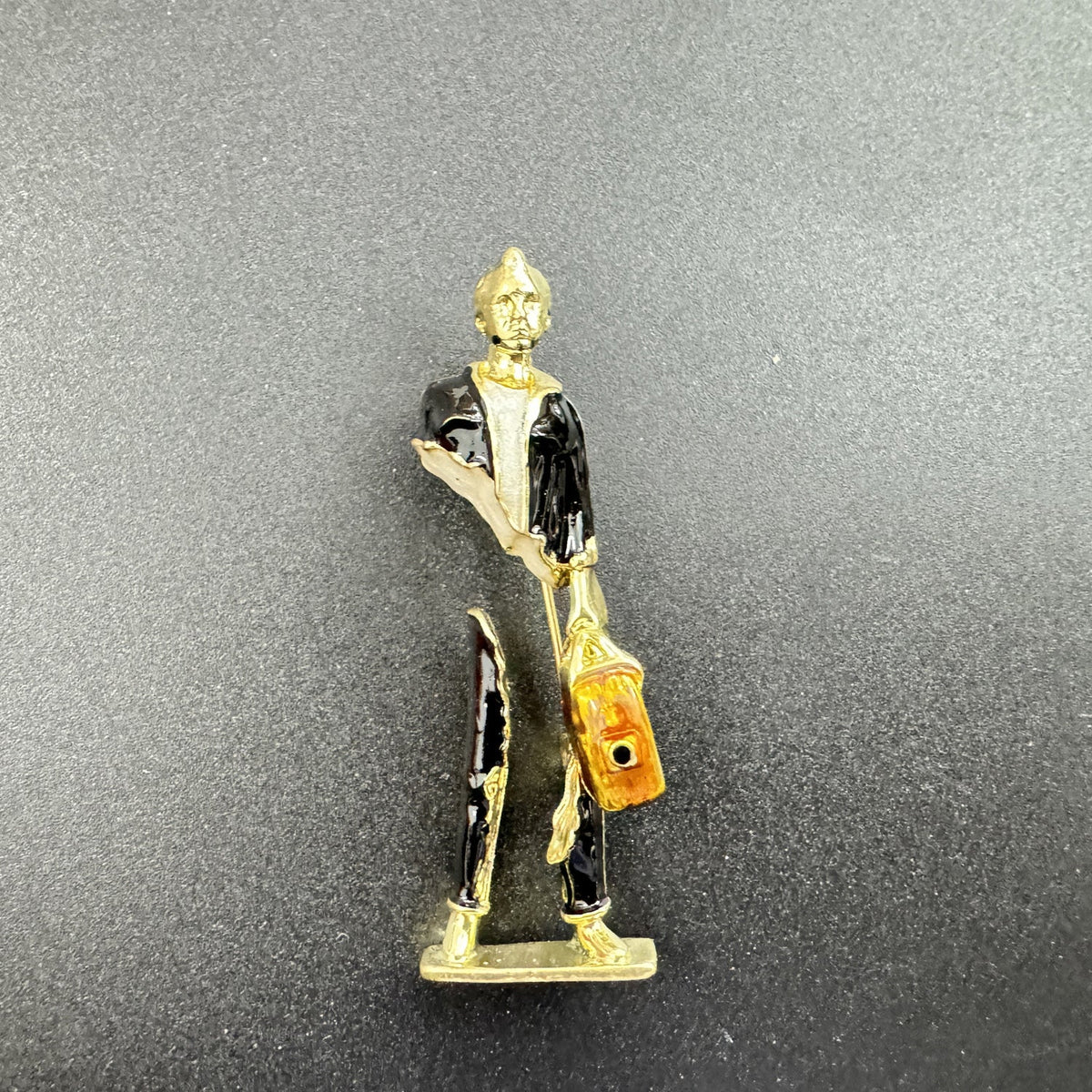 Enamel Carrying Bag Man Brooch PA5175