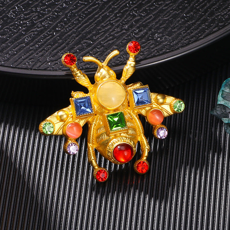Baroque Rhinestone Inspired Statement Bee Brooch PA5261 - view 7