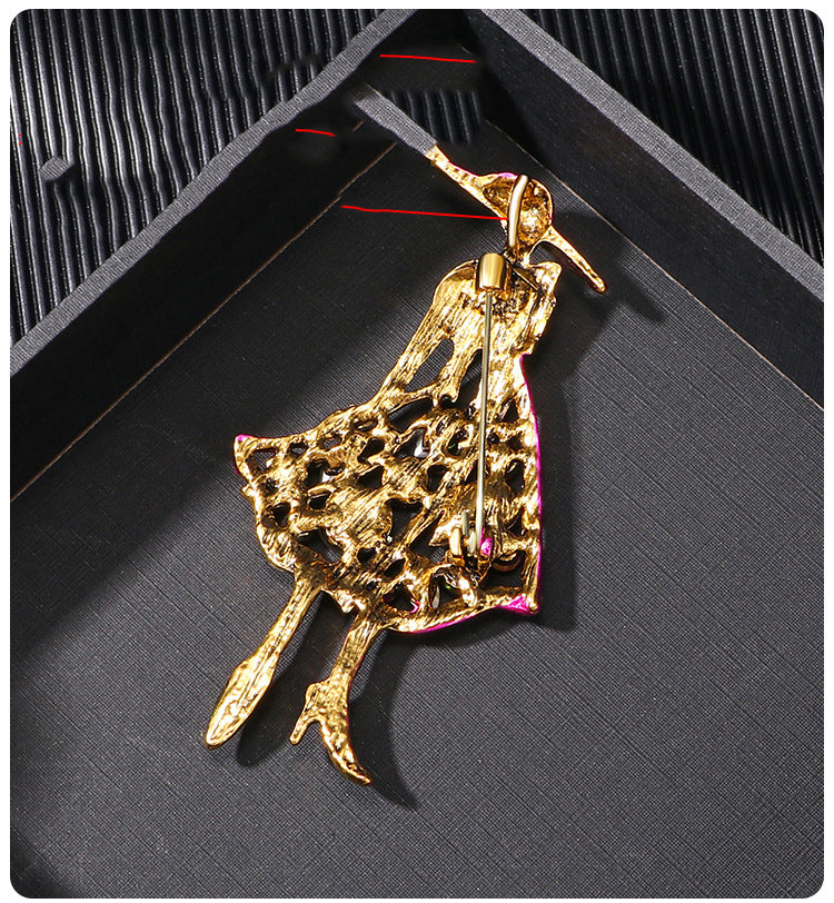 Pink Lady With Hat Brooch PA5263