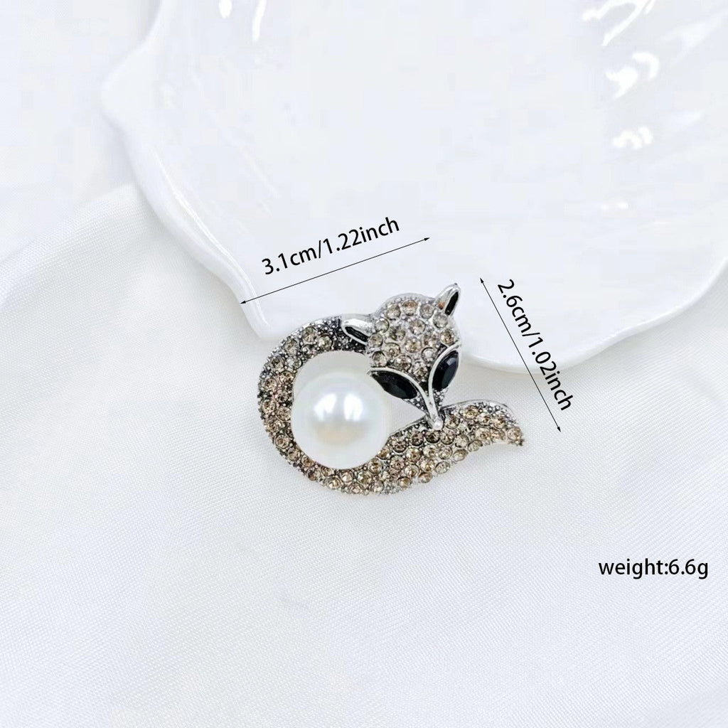 Rhinestone Crystal Pearl Fox Brooch PA5367