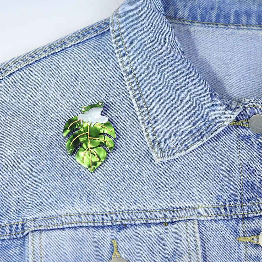 Acrylic Frog Leaf Brooch PA5386 - view 3