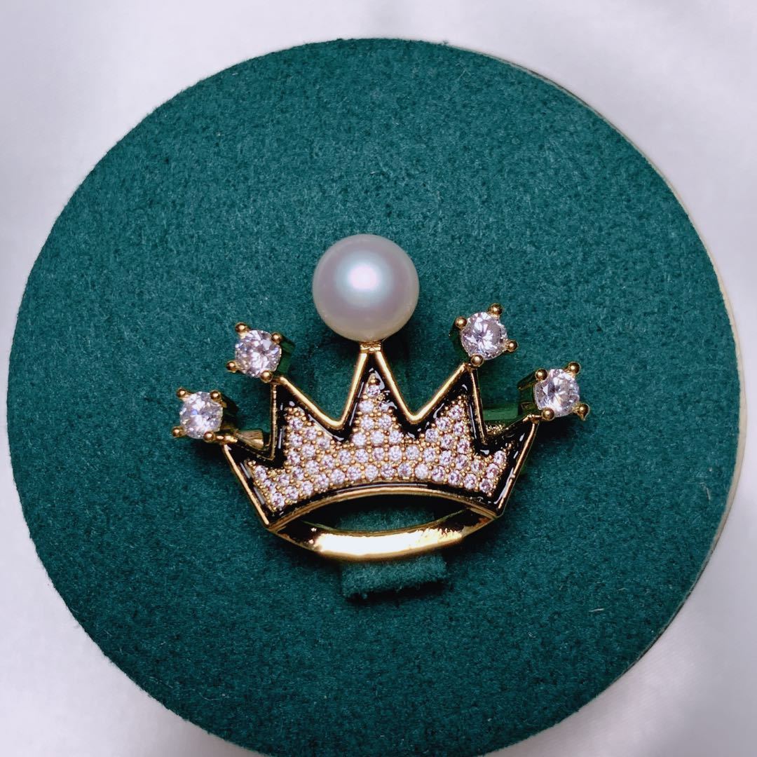 Crown Rhinestone Brooch PA5394