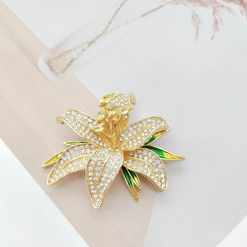Lily Rhinestone-Embellished Alloy Brooch PA5453 - view 3