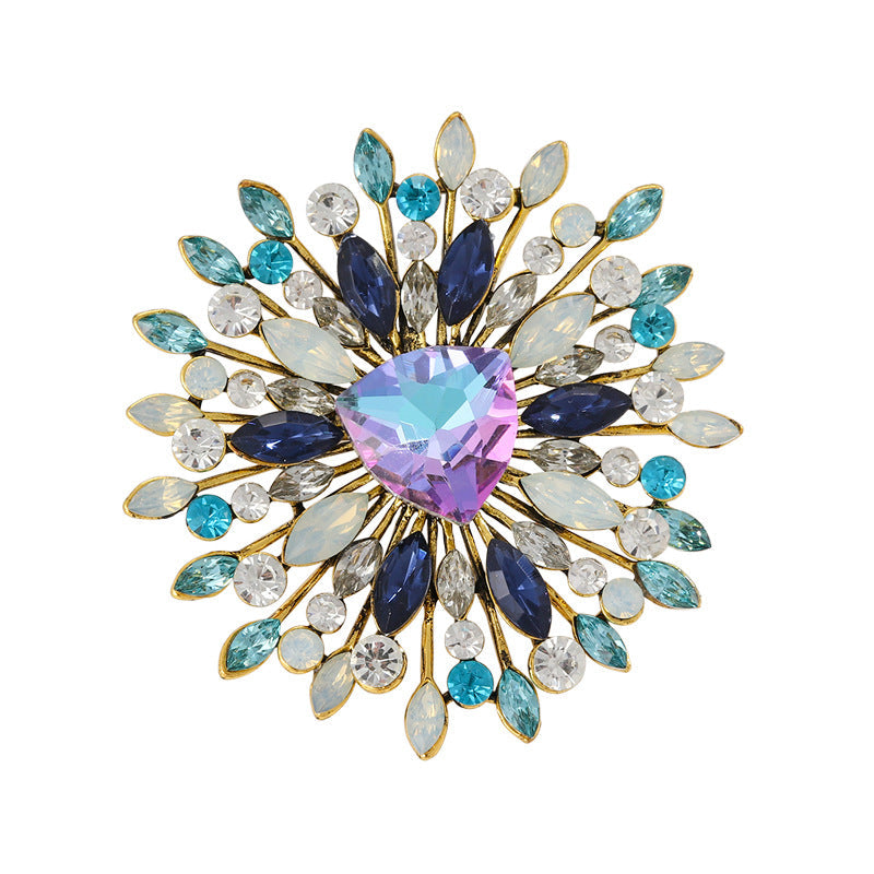 Vintage Style Large Crystal Brooch PA5571 - view 2