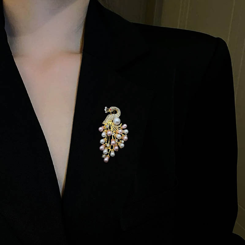 Peacock Pearl Brooch PA5632