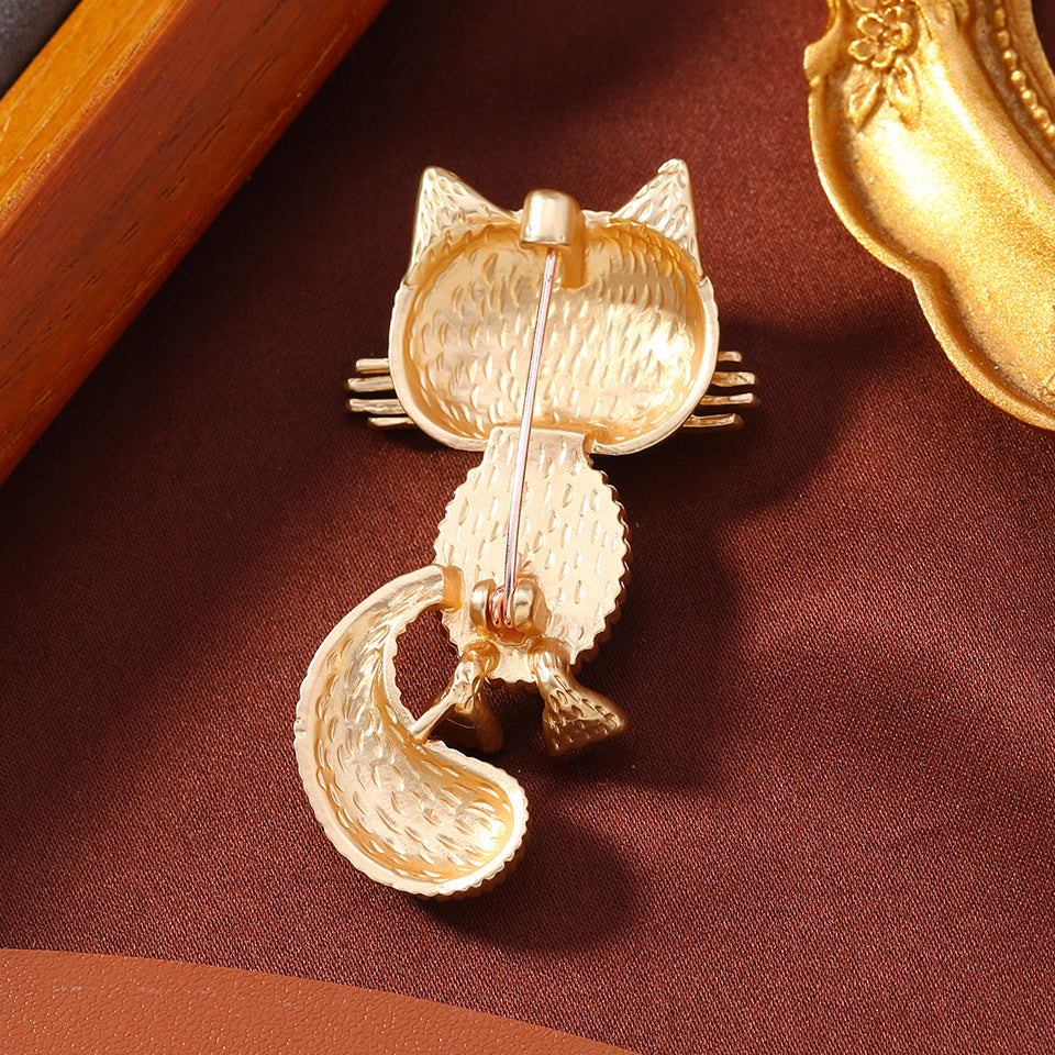 Cute Cat Rhinestone Alloy Brooch PA5644