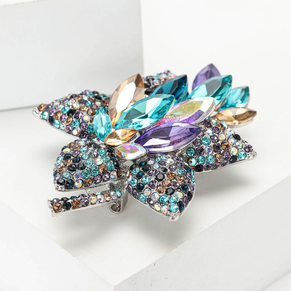 Maple Leaf Flower Rhinestone Alloy Brooch PA5745