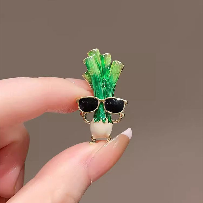 Eyeglasses Scallion Alloy Rhinestone Brooch PA5845