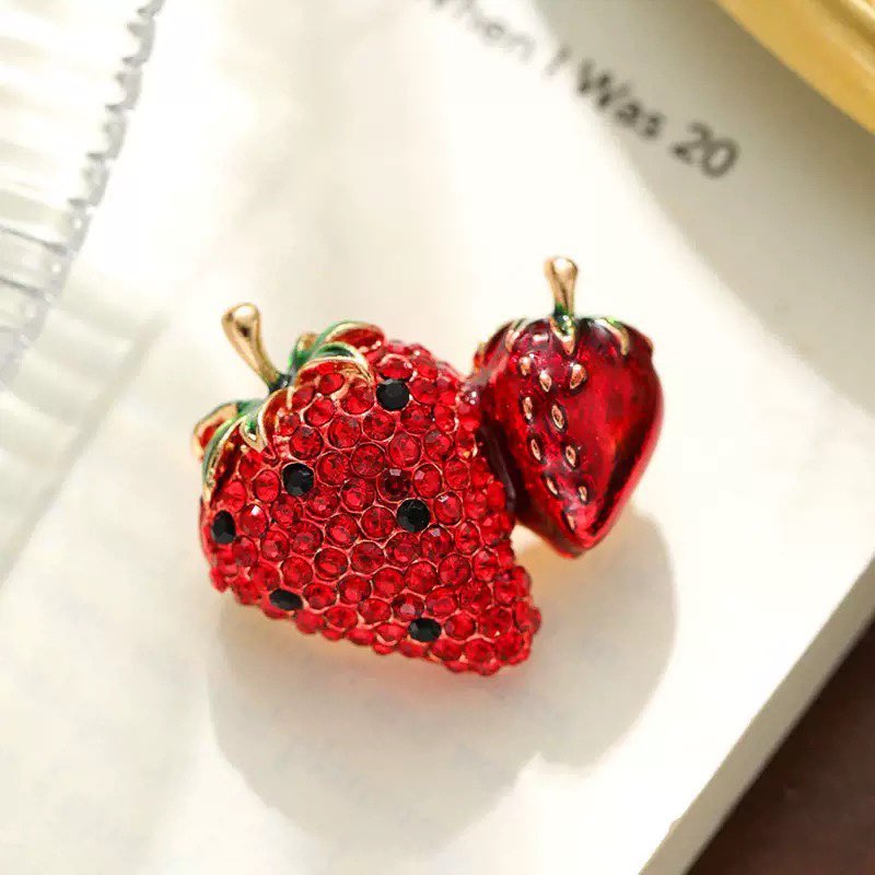 Strawberry Alloy Rhinestone Brooch PA5978