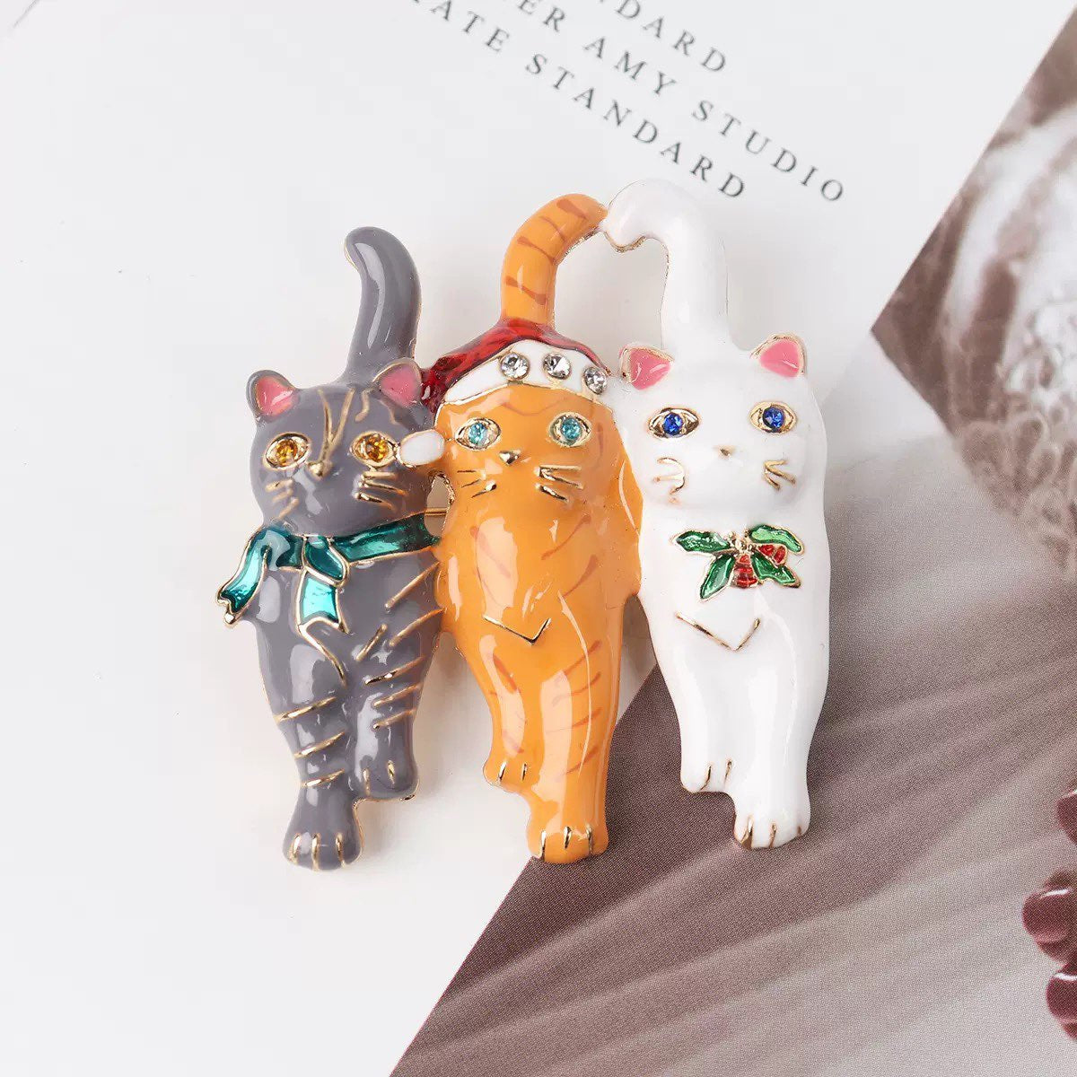 Cat Alloy Rhinestone Brooch PA5994