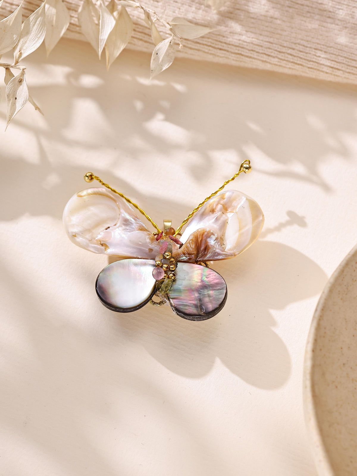 Butterfly Shell Brooch PA6217 - view 2