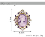 Queen Brooch PA6309