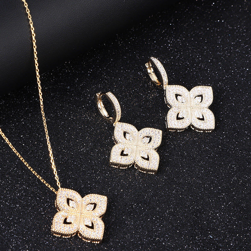 Clover Zircon Rings R1847