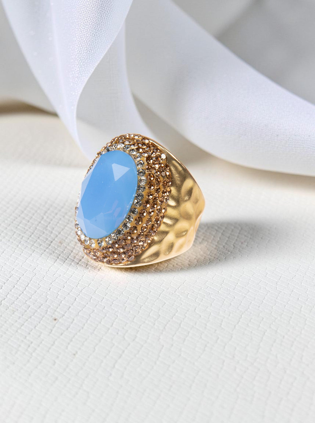 Round Crystal Pavé Cocktail Ring R2531