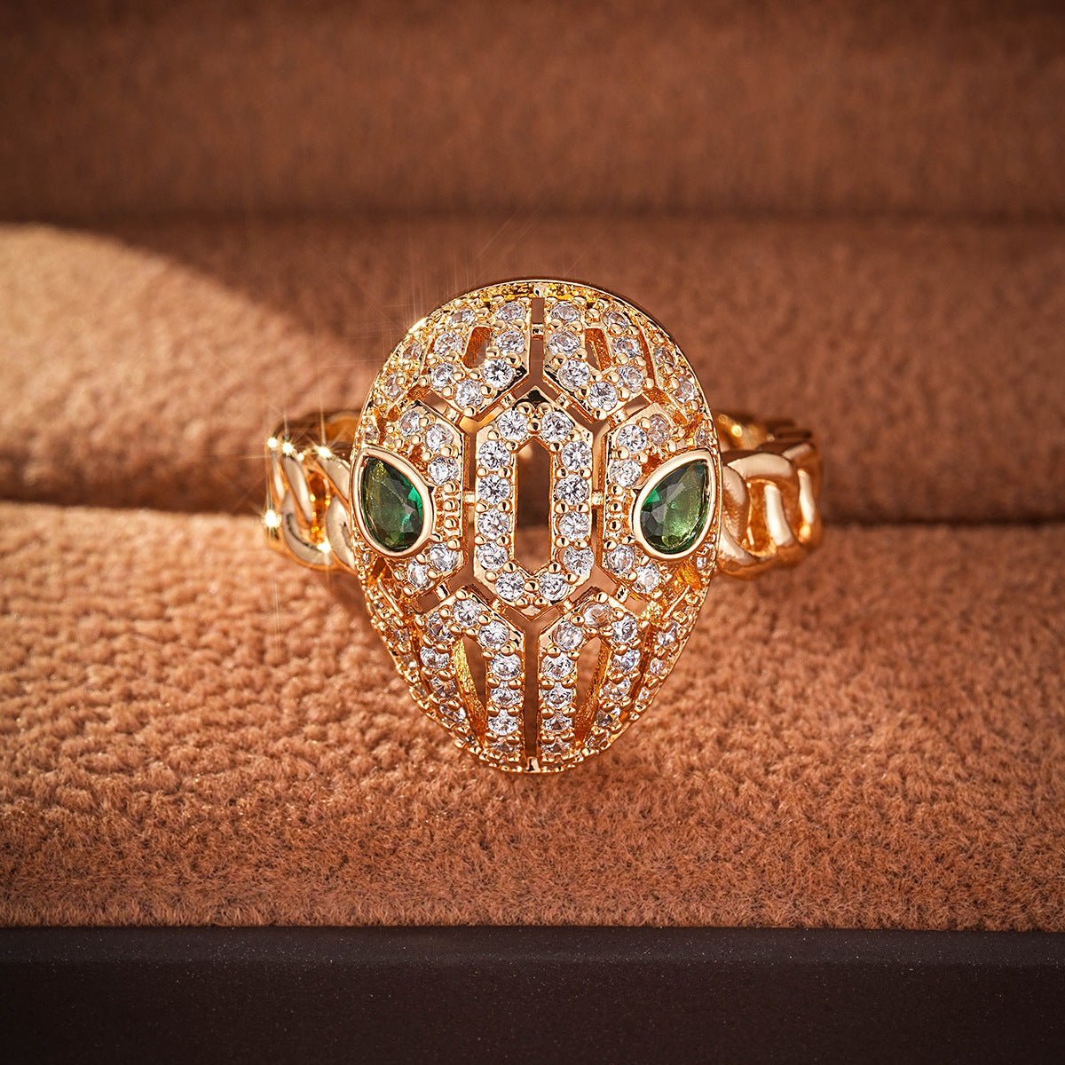 Snake Cut Teardrop Ring R2630