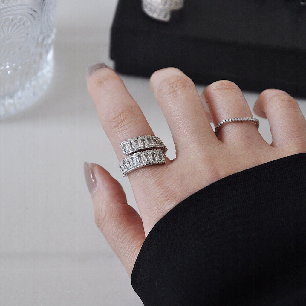 Rail Cubic Zirconia Alloy Flower Ring R2651