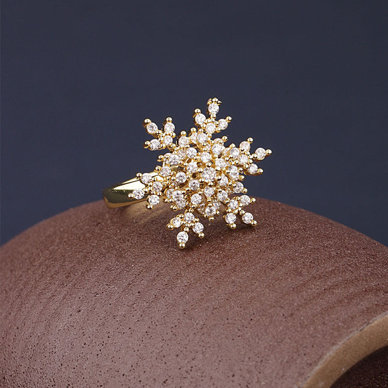 Snowflakes Cubic Zirconia Ring R2672