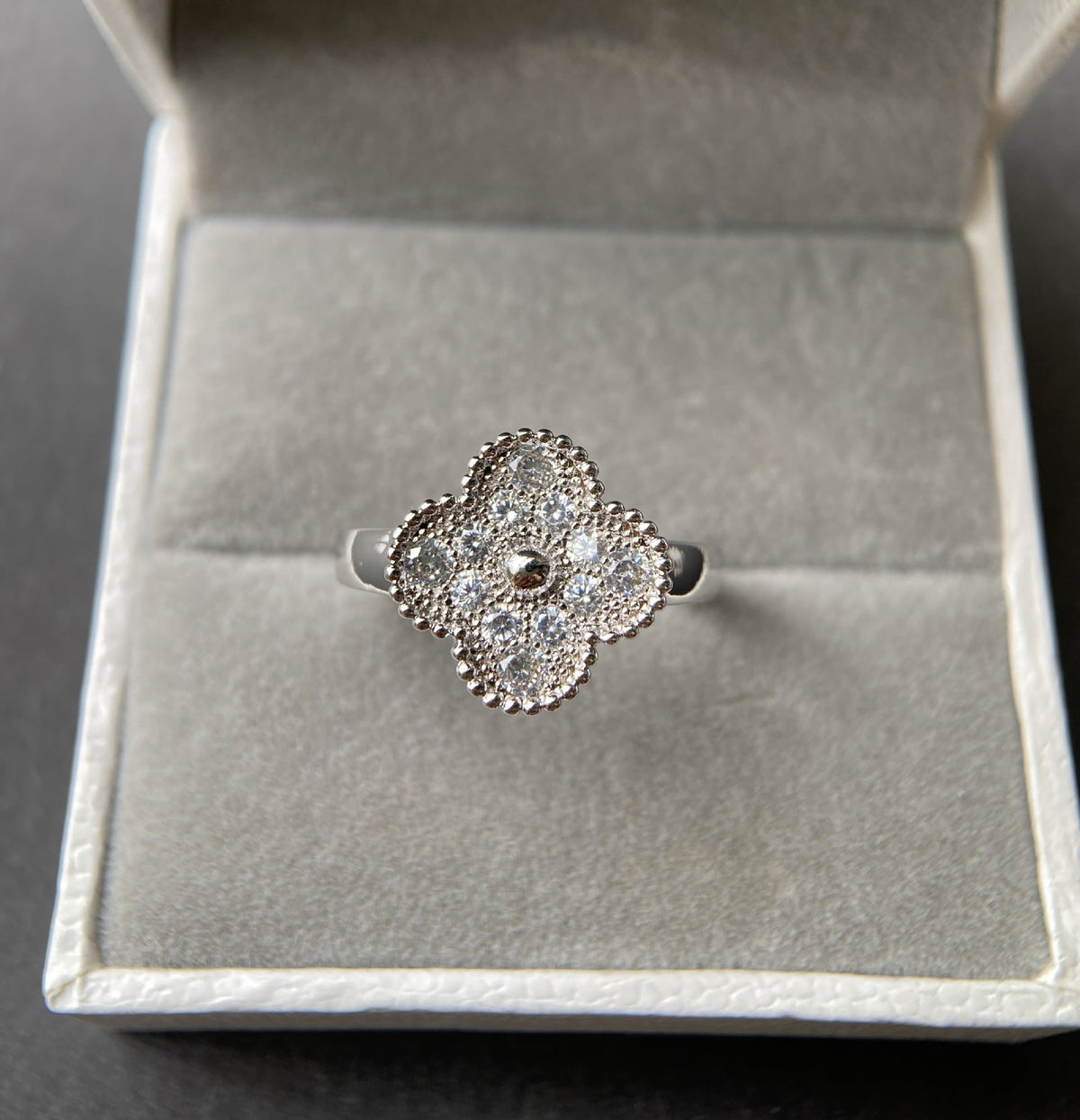 Clover Cubic Zirconia Ring R2699