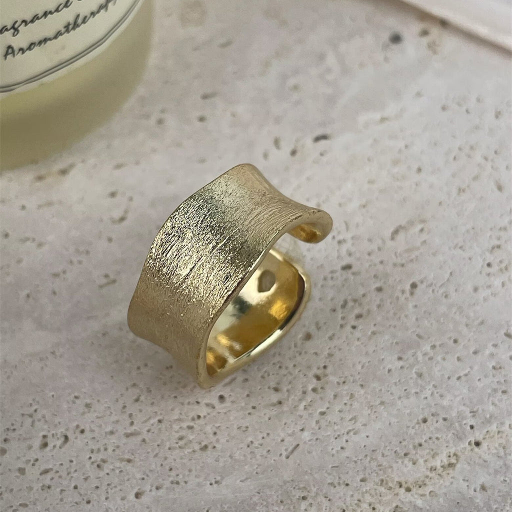18K Gold-Plated Wide-Face Copper Ring R2760 - alternate view