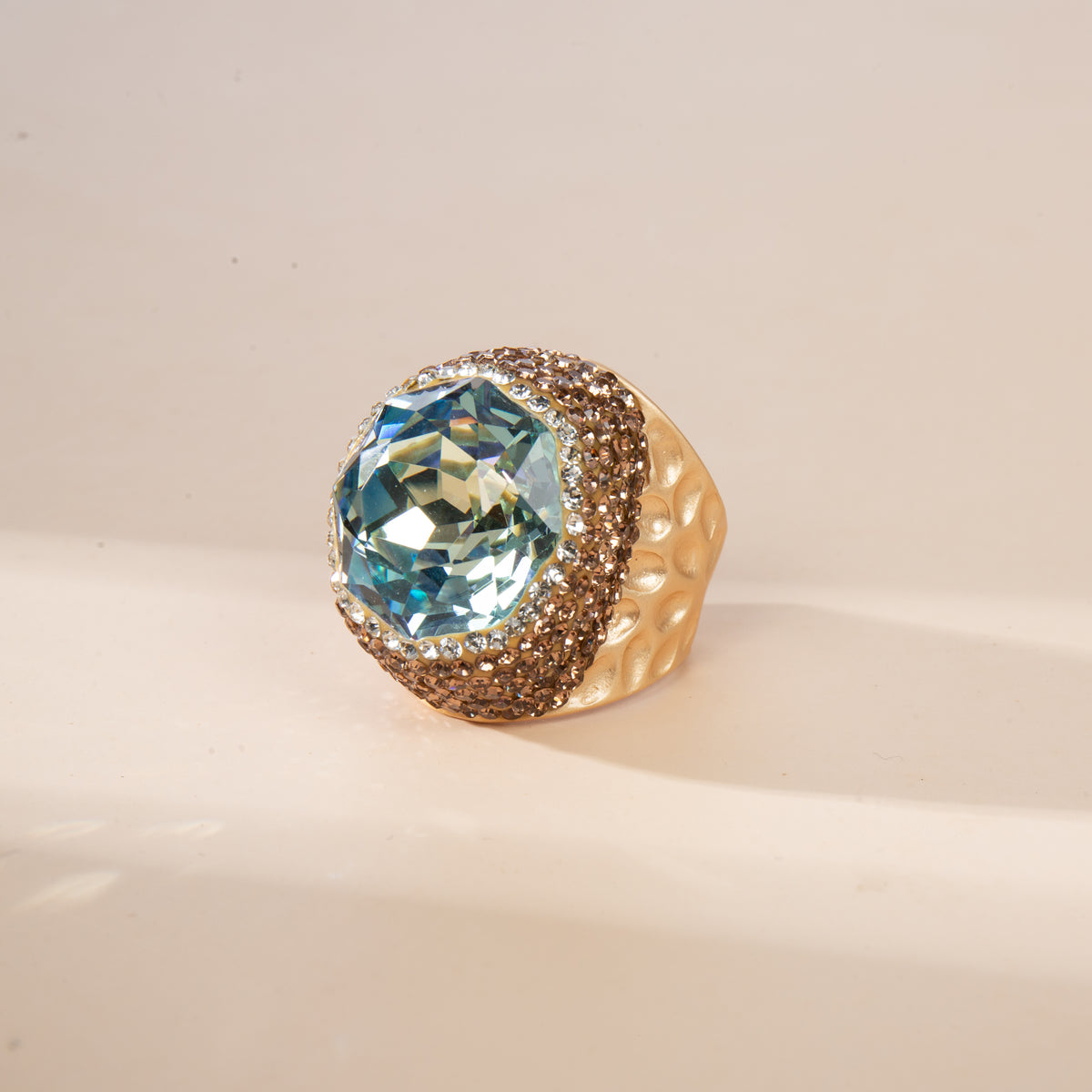 Round Crystal Pavé Cocktail Ring R2818 - view 10