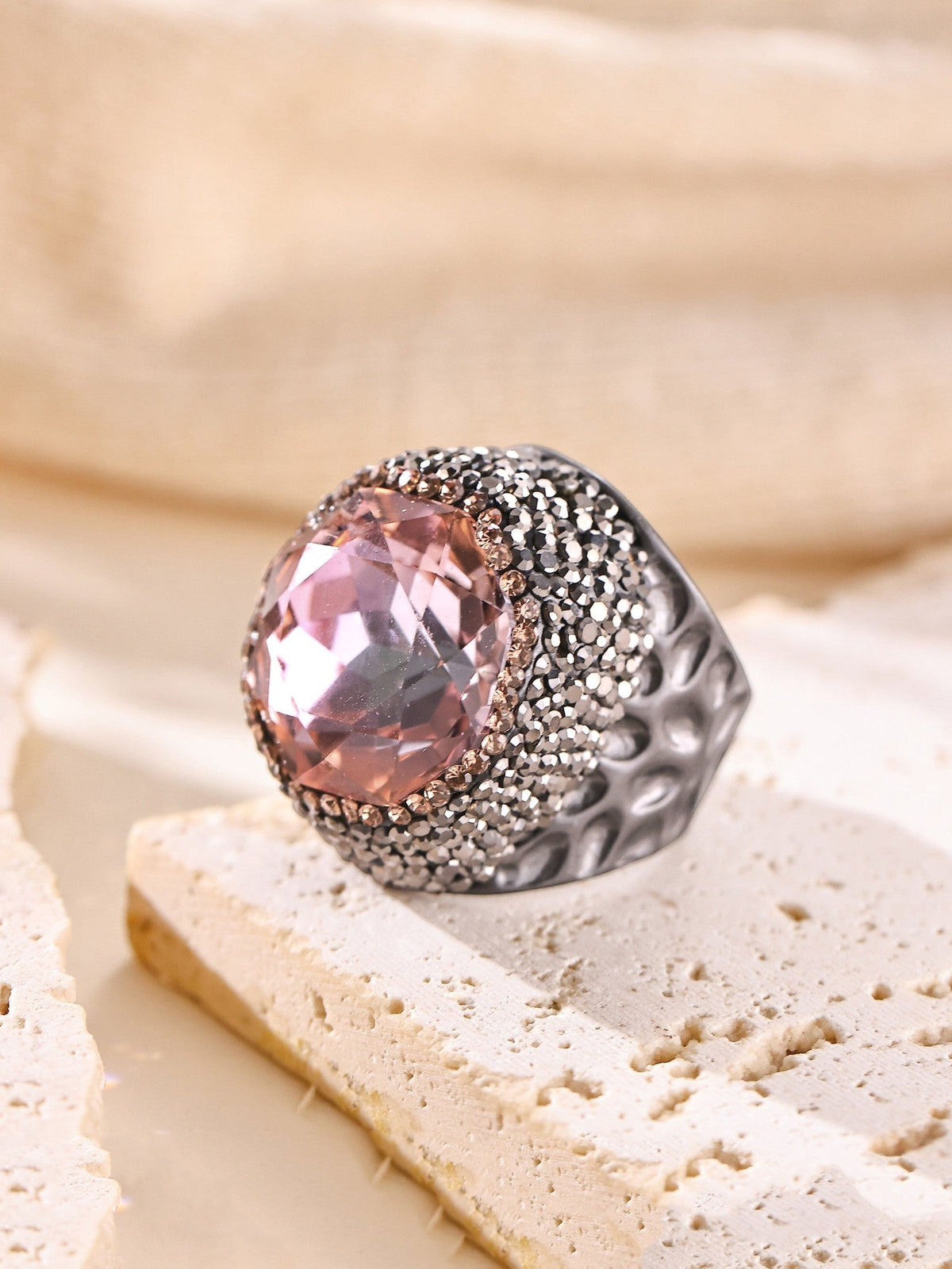 Round Crystal Pavé Cocktail Ring R2818