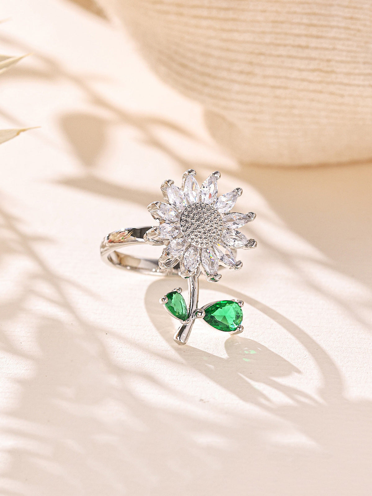 Flower Cubic Zirconia Ring R2883 - view 2