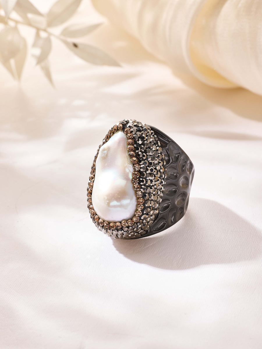 Freshwater Baroque Pearl Pavé Cocktail Ring R2889