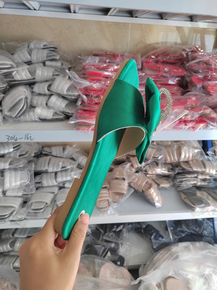 Bow Rhinestone Slippers SH0065
