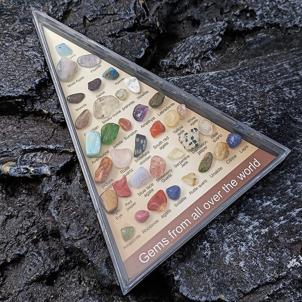 36 kinds of Ore Natural Stone Triangle Ornament W1693